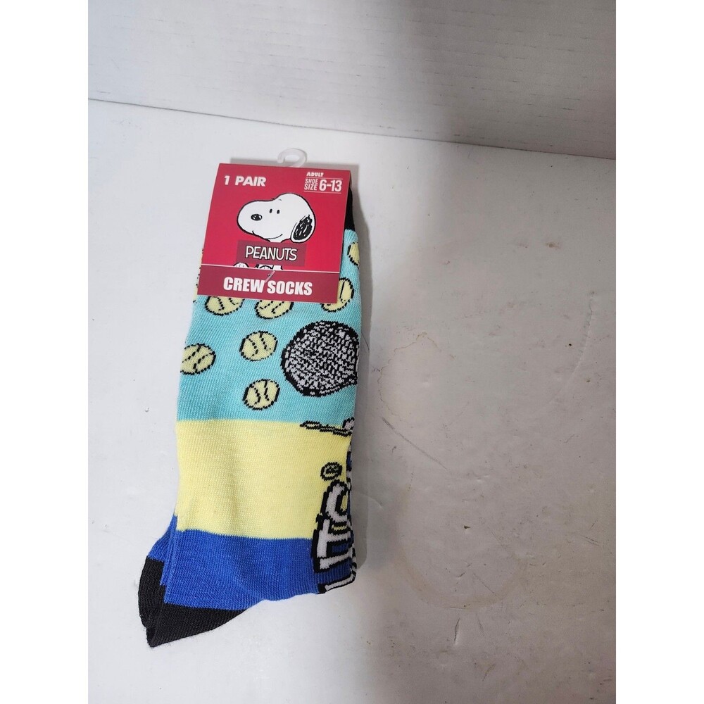 Snoopy Crew Socks Size 6-13